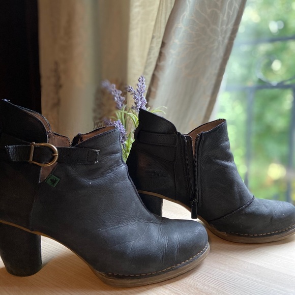 El Naturalista booties sz 41